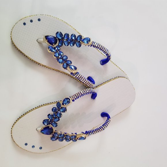 Luxury flip flops with crystals and rhinestones..White and Blue - Picture 5 of 16
